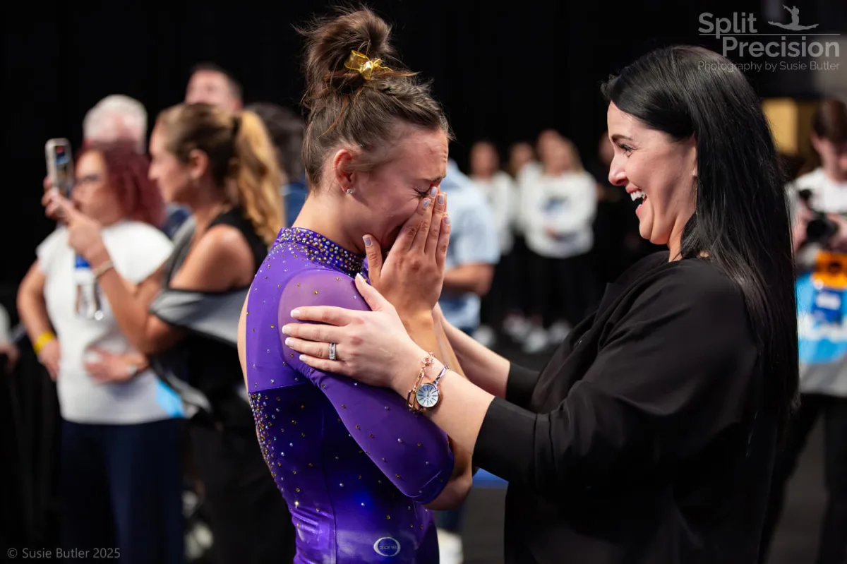 Skylar Killough-Wilhelm and Jen Llewellyn of the University of Washington